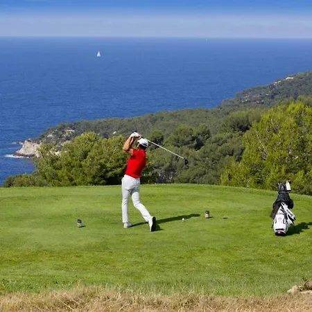 Bel Avec Jardin Pour 4 Personnes Climatise Avec Acces Plage De La Gorguette A Pied Sanary-sur-Mer